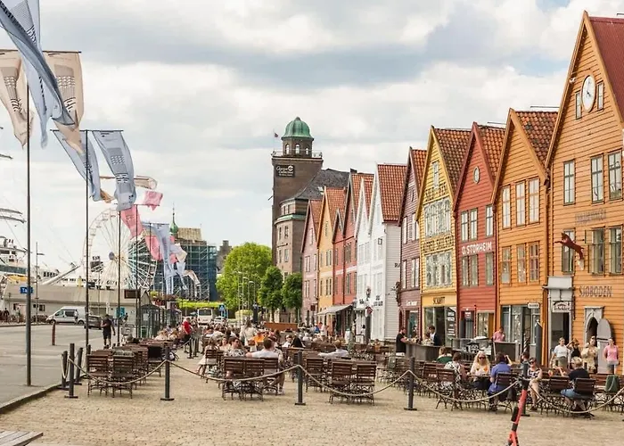 Dinbnb Apartments I The Bryggen Experience I Enjoy Life With Friends & Family